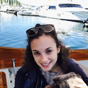 Meet your Posher, Abby